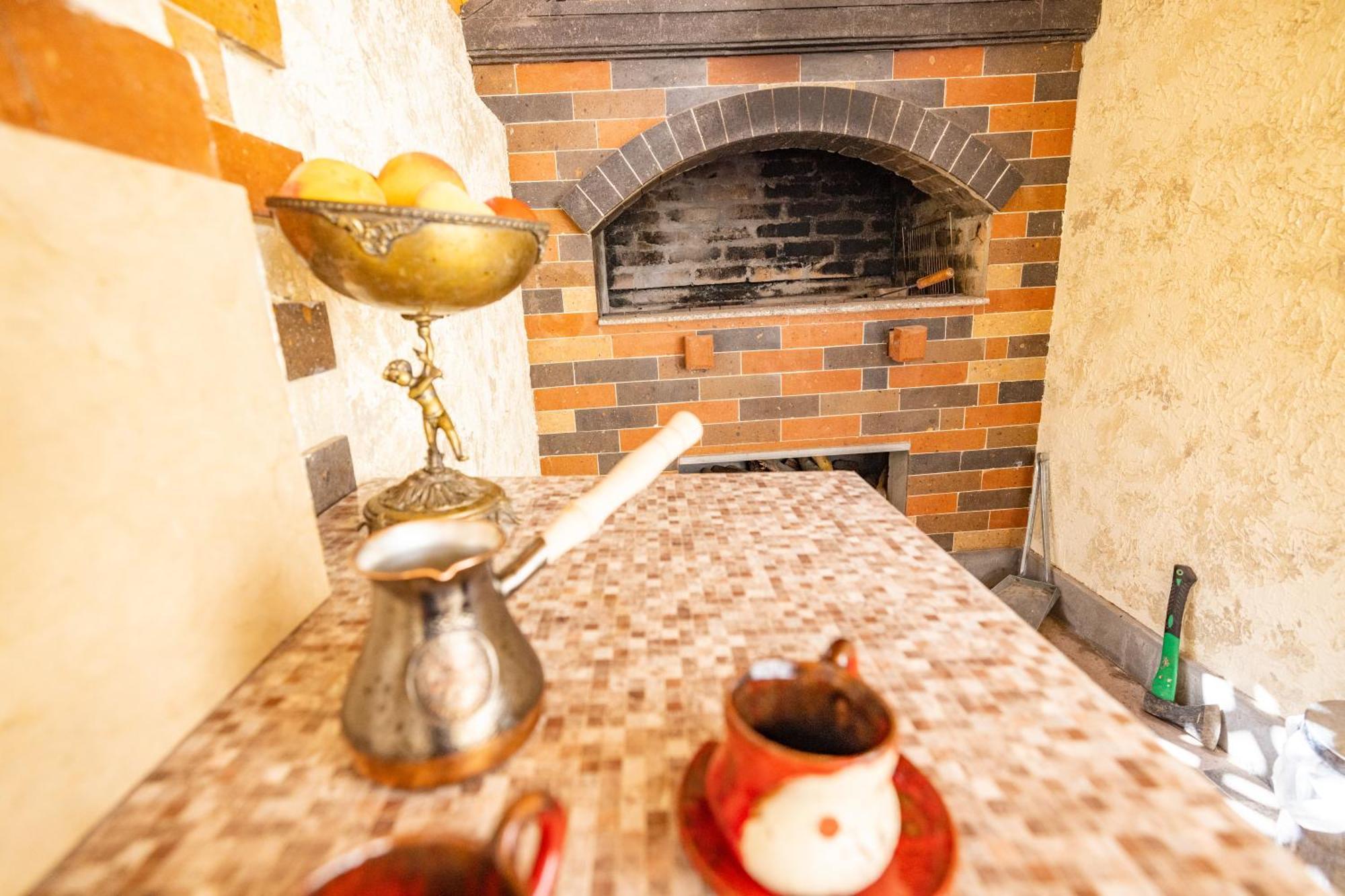 Vagharshapat Our House Bed & Breakfast エクステリア 写真